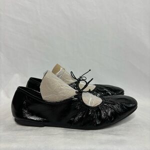 NWOT Massimo Dutti Black Patent Leather Ballet Flats